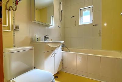 Apartament cu 3 camere decomandat în Rahova - 9