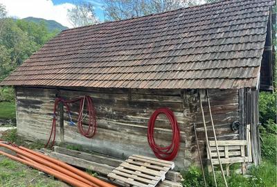 Teren de 5724 mp, în Hărțăgani - 2
