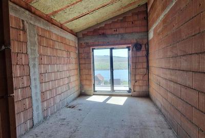 Casa moderna, spa?iu verde ?i priveli?te spre lac - Str. Salcamilor, Campene?ti - 3