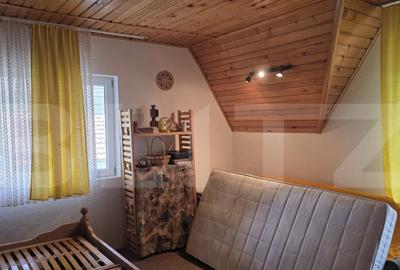 Casa 5 camere , 300 mp; Teren - 2000 mp . Viile Satu Mare - 35