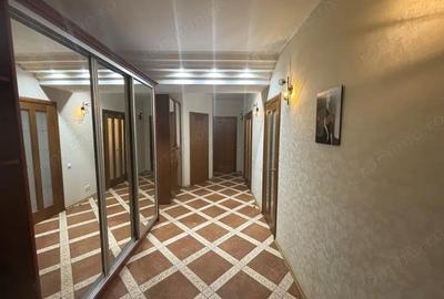 Ofer spre vanzare apartament cu 2 camere in zona Eroii Revolu?iei - 5