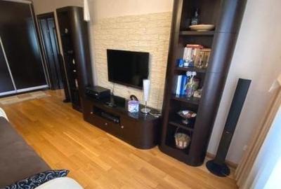 Apartament cu 2 camere decomandat, mobilat în Brâncoveanu