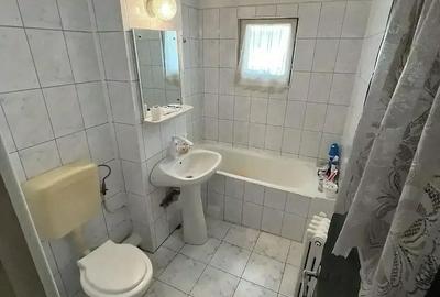 Apartament cu 3 camere decomandat în Central - 8