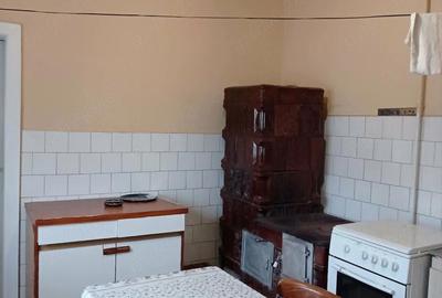 Casă cu 2 camere cu Teren 1600 Mp în Ghindari - 6