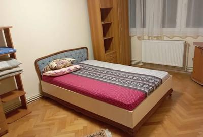 Apartament 3 camere, 70 mp, decomandat, centrala, ac, balcon, Titan - 1