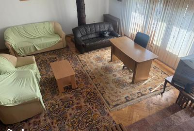 Casă cu 4 camere cu Teren 200 Mp în Central - 9