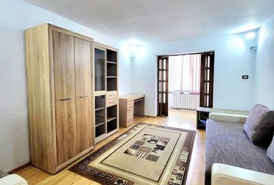 Apartament cu 2 camere decomandat în Circumvalațiunii