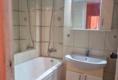 Apartament cu 2 camere decomandat în Circumvalațiunii - 8
