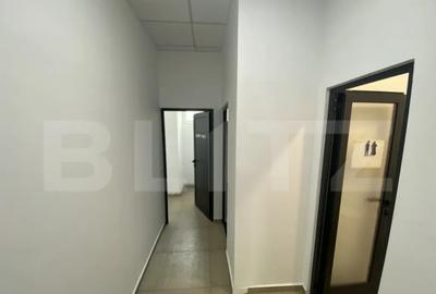 Spațiu comercial, de 72 mp, în Rovine - 12