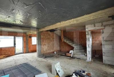 Duplex cu 4 camere, situat in Blaj - 3