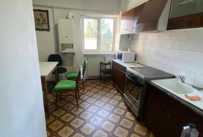 Apartament cu 3 camere, 75 mp, zona Centrala - 2