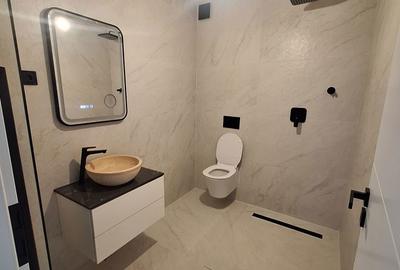 Apartament cu 3 camere în Central - 3