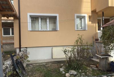 Garsonieră decomandată în Uric - 7