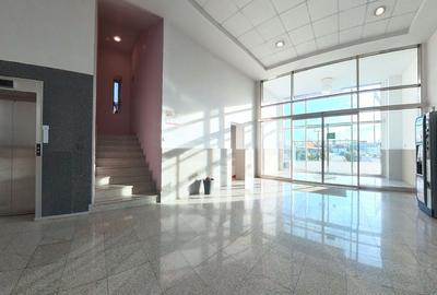 Birou, de 61 mp, în Militari - 6