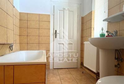 Casa Individuala cu 5 camere,teren 360 Casa Individuala cu 5 camere,teren 360 - 2