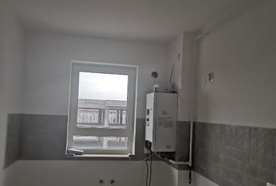 Inchiriez garsoniera Tractorul - 3