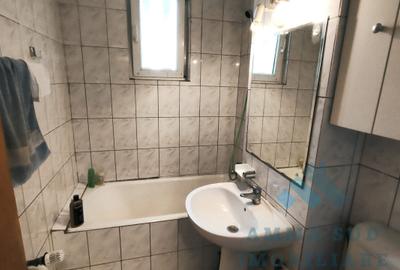 Apartament cu 3 camere semidecomandat, mobilat în Ozana - 9