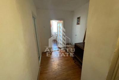 Apartament cu 2 camere semidecomandat în Dacia