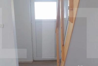 Casă cu 7 camere cu Teren 290 Mp în Sânleani - 7