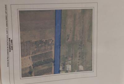 Teren de 3500 mp, în Scobinți - 2