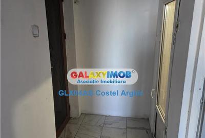 Vindem garsoniera in zona Razboieni-biserica , etaj 2, decom - 8