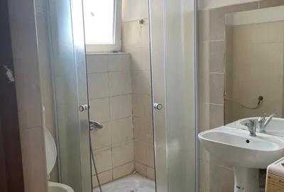 Apartament cu 3 camere, 70 mp, decomandat, etaj intermediar, parcare, zona Ira - 7