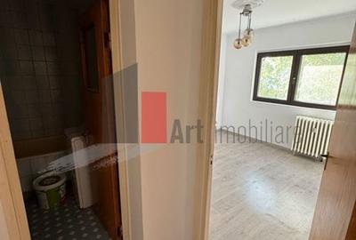 De vânzare – Apartament 3 camere, Sector 4 - 7