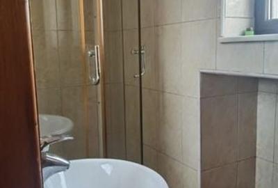 Cașin, Apartament 5 camere, renovat recent, vilă - 12