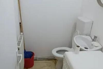 Apartament cu 3 camere decomandat în Central - 2
