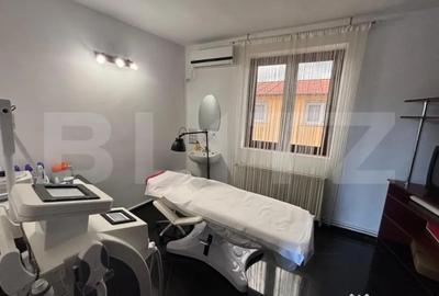 Spațiu comercial, de 650 mp, în Central - 14