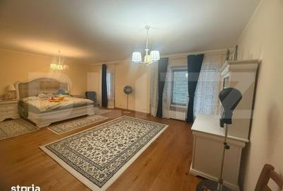 Casă cu 4 camere cu Teren 700 Mp în Central - 14