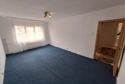 75900 euro!!! Apartament cu 2 camere decomandat Et 3 Zona Lipovei - 3