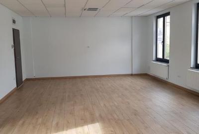 Inchiriez spatii de birouri Premium, nou, ultracentral, Blv. Victoriei nr. 15 ! - 7