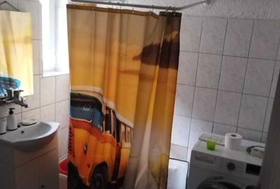 Casă cu 3 camere în Piața Cluj - 7