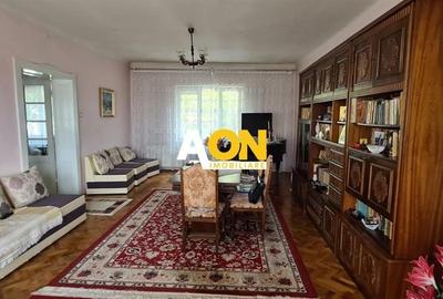 Duplex cu 4 camere cu Canalizare în Central - 2