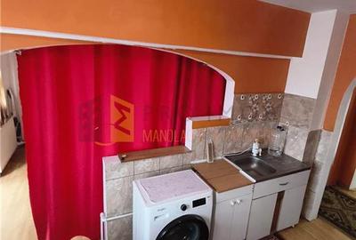 Apartament cu 2 camere decomandat, mobilat în Micro 3 - 8