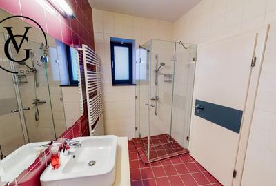 Vila unica in  Statiunea Mamaia- vedere la mare si lac - 9