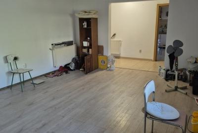 Casă cu 3 camere cu Teren 400 Mp în Domnești - 8