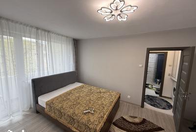 Apartament cu 2 camere în Micro 4 - 2