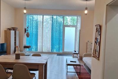Apartament cu 3 camere decomandat în Cetatea - 3