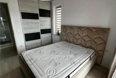 Apartament cu 3 camere decomandat, mobilat în Tractorul - 10