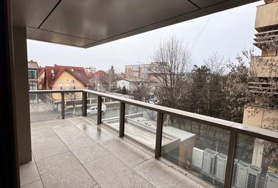 Apartament cu 3 camere semidecomandat în Băneasa - 19