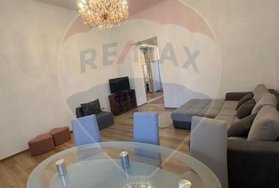 Apartament cu 3 camere de inchiriat in zona Ultracentral