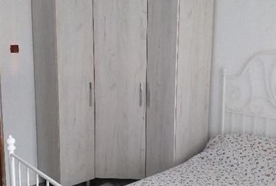 Apartament cu 3 camere semidecomandat, mobilat în Grigorescu