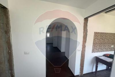 Casa 2 camere in zona Central - 4