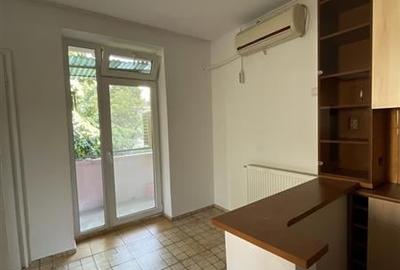 Vanzare apartament 2/3 camere Teiul Doamnei, cu centrala - 12