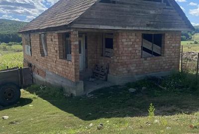 Casa cu teren de vanzare - 2