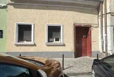 Casa 2 camere ,deschidere stradala , potential comercial ultracentral - 8