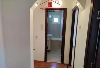 Apartament cu 3 camere decomandat în Piața Nouă - 4