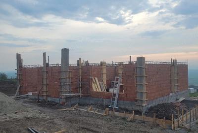 Casă cu 2 camere cu Teren 650 Mp în Chicerea - 9